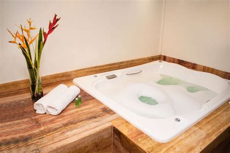Indulge in Luxury: 5 Finest Manila Hotels with Private Jacuzzi .